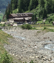 original 522633713 1326464122814681 6271467046738545014 n